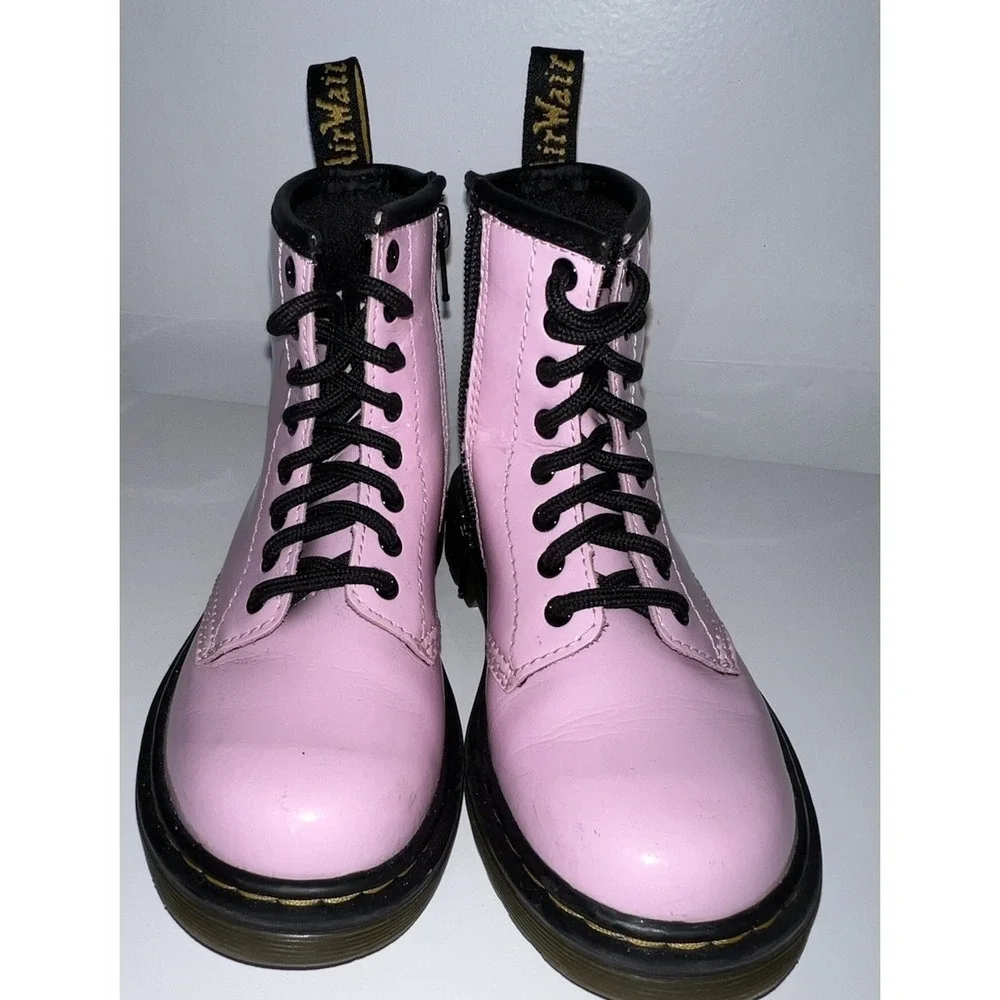 (b1/6)Dr. Martens 1460 Pink Patent Lace Up Combat Boots   Girls Size 12